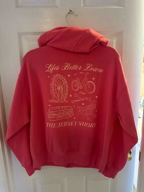 Victoria Secret Jersey Shore Zip Up Sweatshirt New With Tags Size XS smoke free